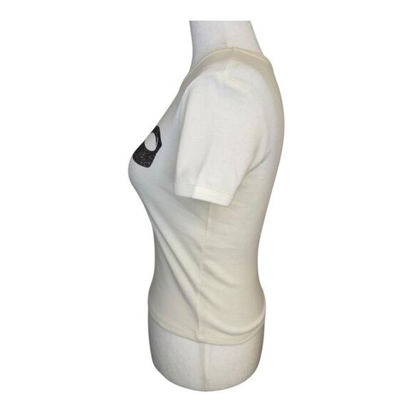 NEW Vinyl Icons Women’s XS Bow Graphic‎ Print T-Shirt NWOT - Picture 3 of 9